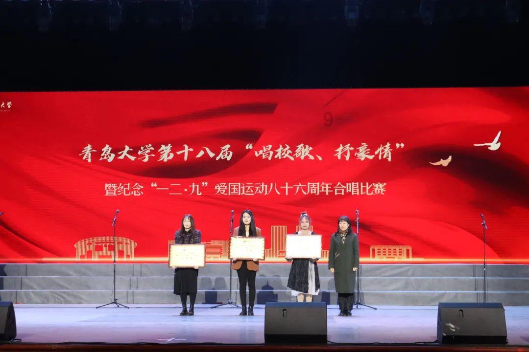 卑鄙的小妖精